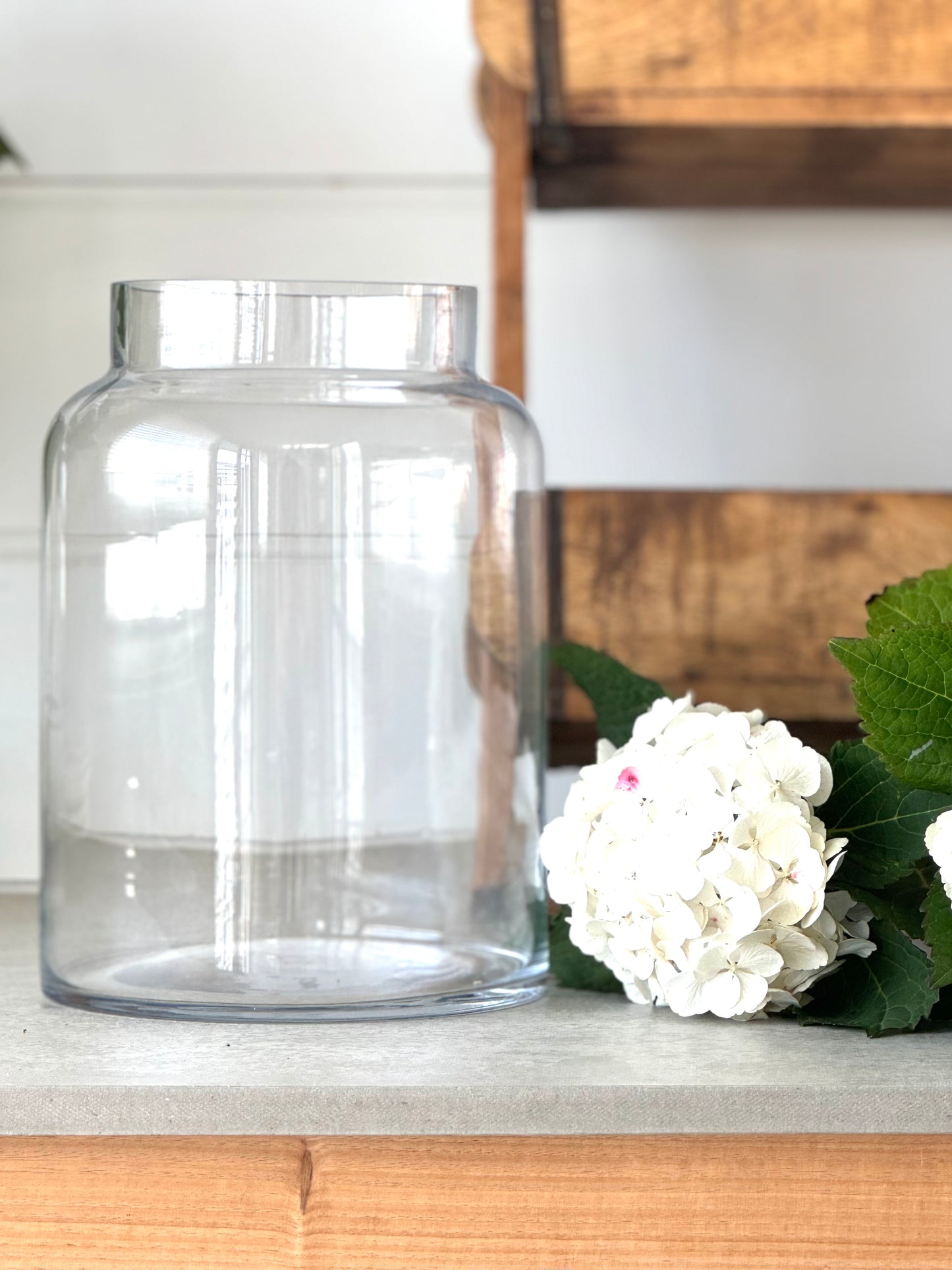 Mabel Vase