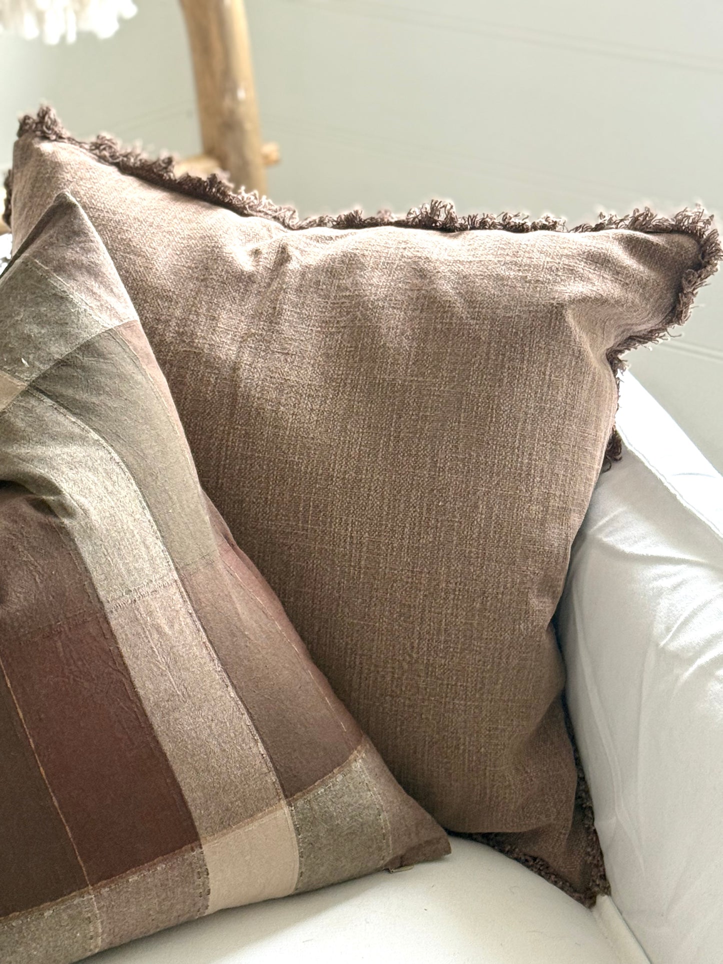 Lyon Cushion