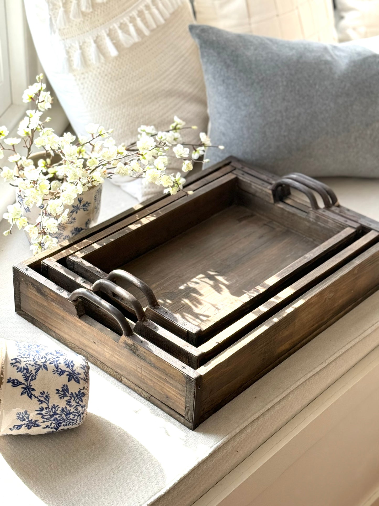 Provincial Timber Serving Tray - Medium