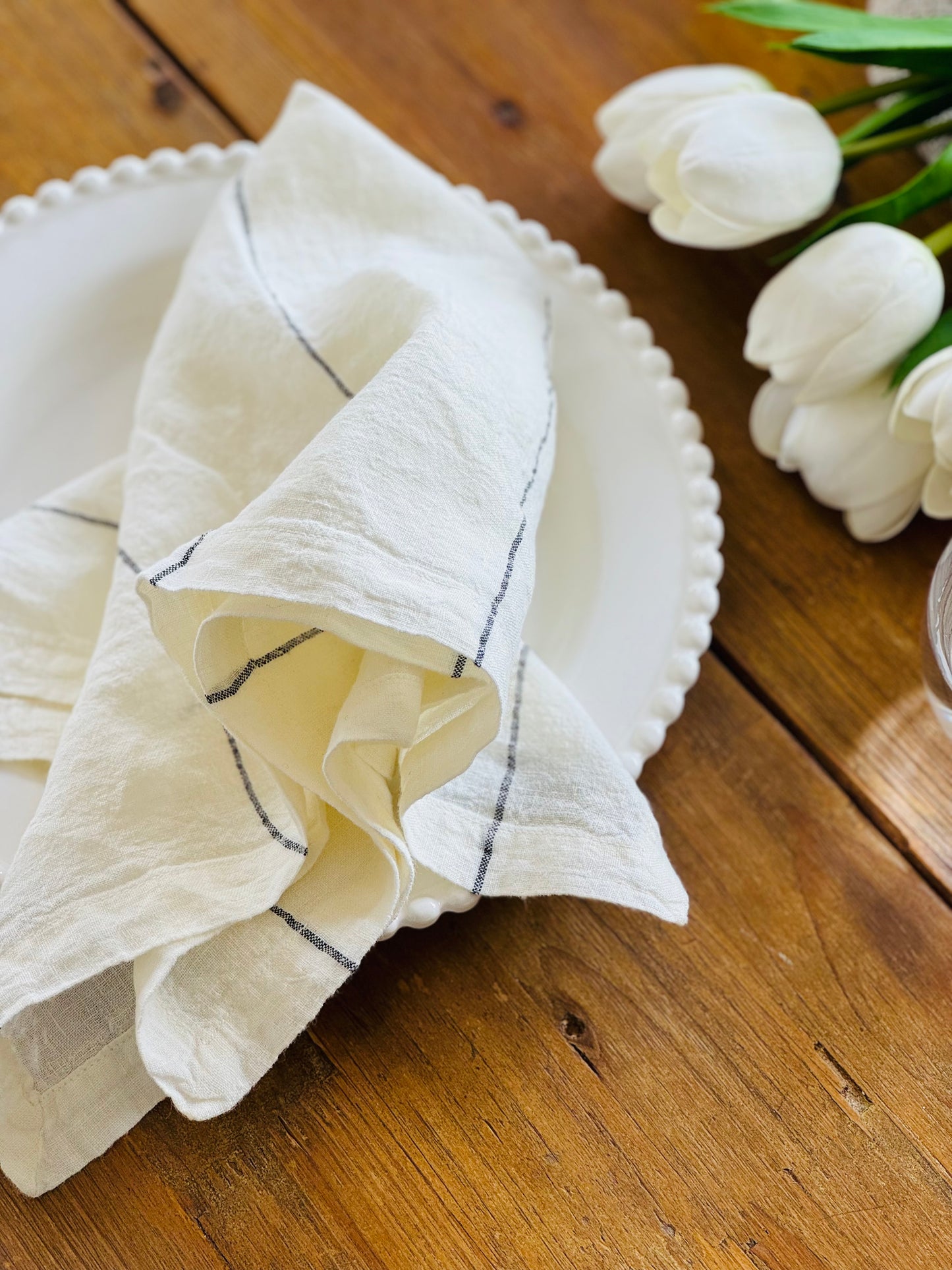 French Linen Carter Napkin - Set of 4 White with Black Stripe