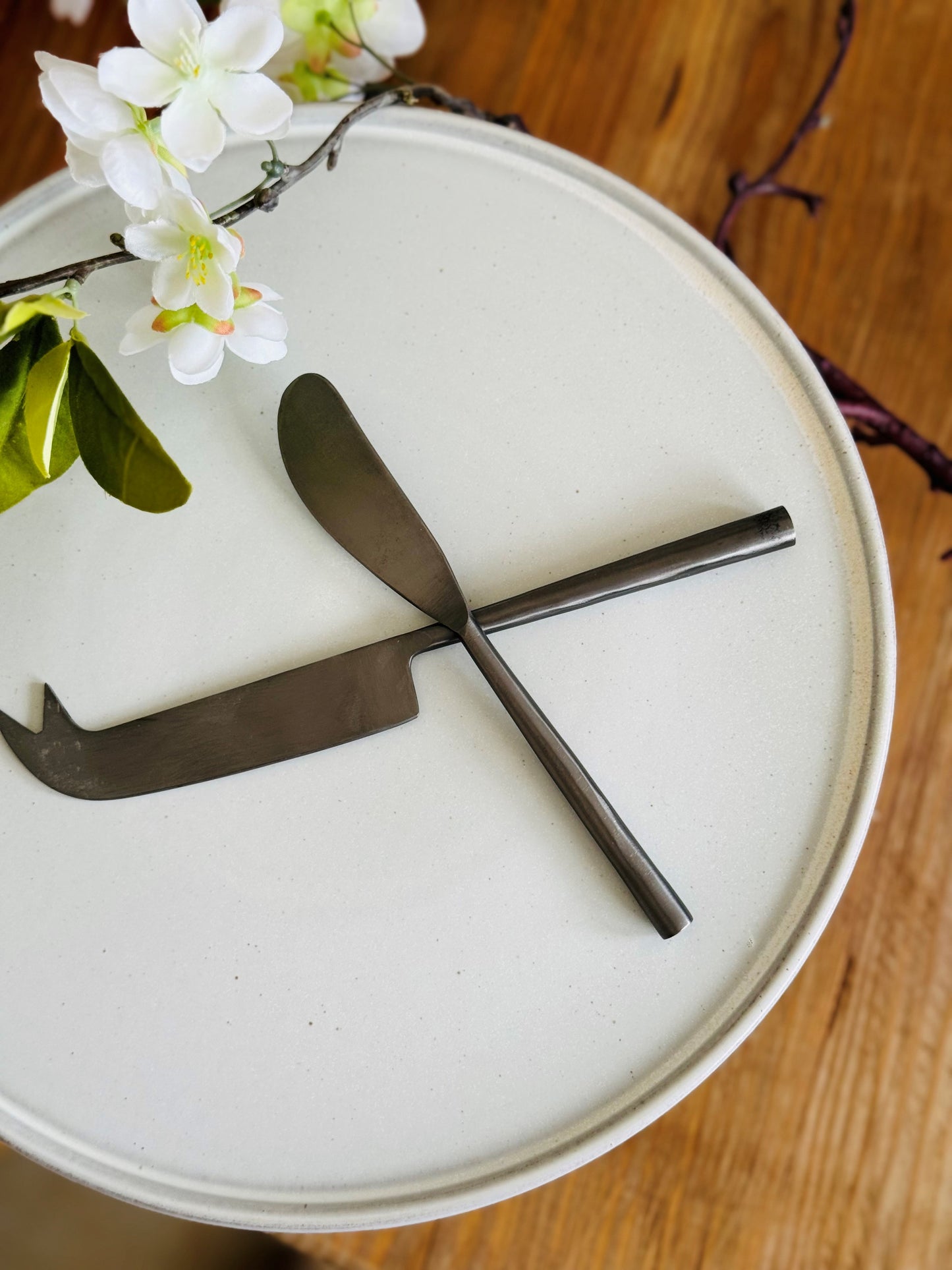 Heritage Cheese Knife