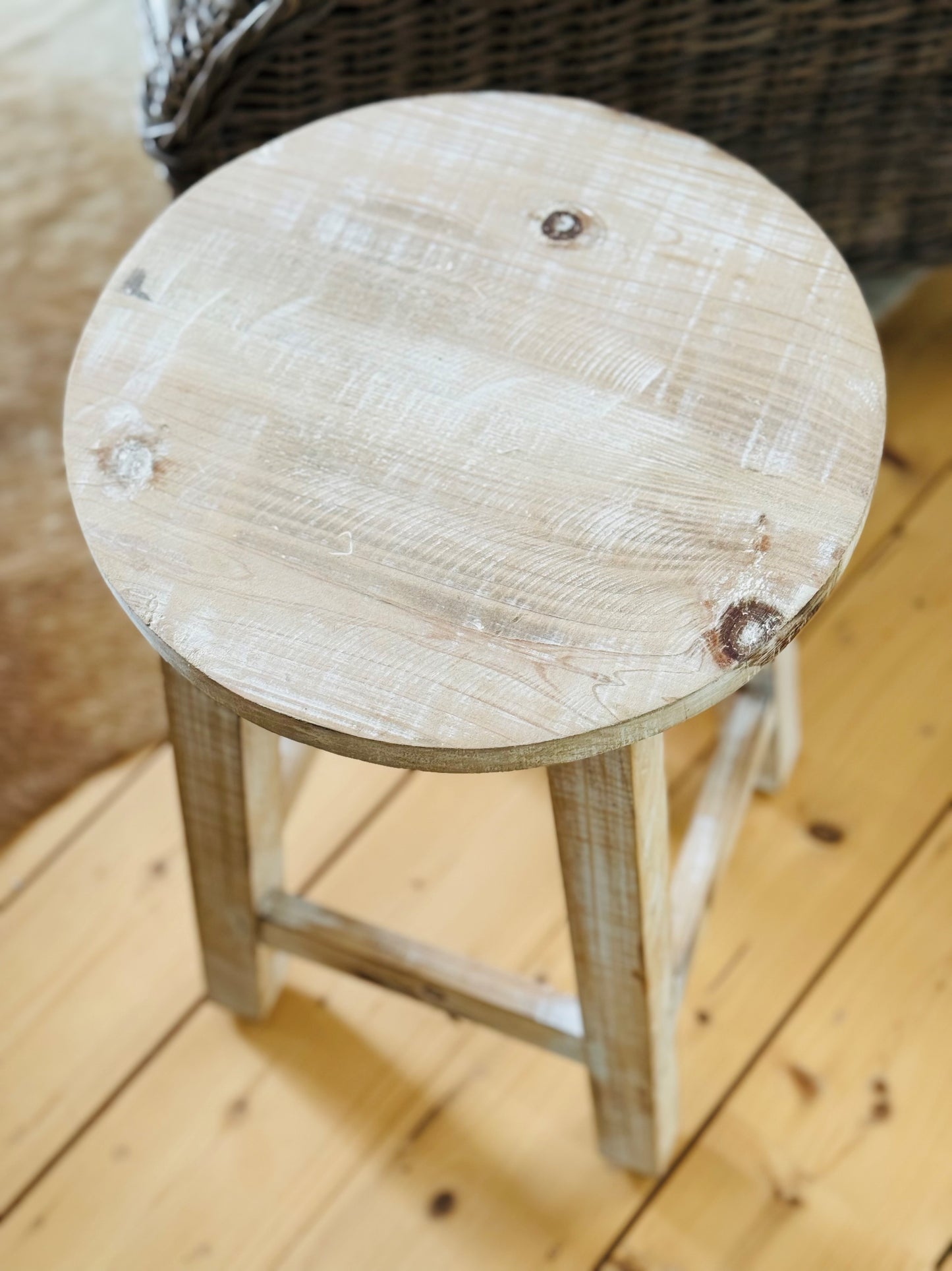 Little Jack Horner Stool